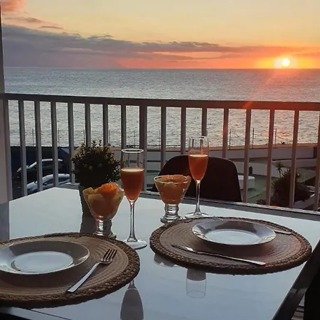 Moderno Al Lado Del Mar Apartment